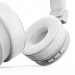 HAMA Freedom Lit II Bluetooth On-Ear слушалки с микрофон, бели HAMA Freedom Lit II Bluetooth On-Ear слушалки с микрофон, бели