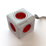 DesignNest PowerCube Extended 1300RD разклонител, 5 гнезда, 1,5 м кабел, червен DesignNest PowerCube Extended 1300RD разклонител, 5 гнезда, 1,5 м кабел, червен
